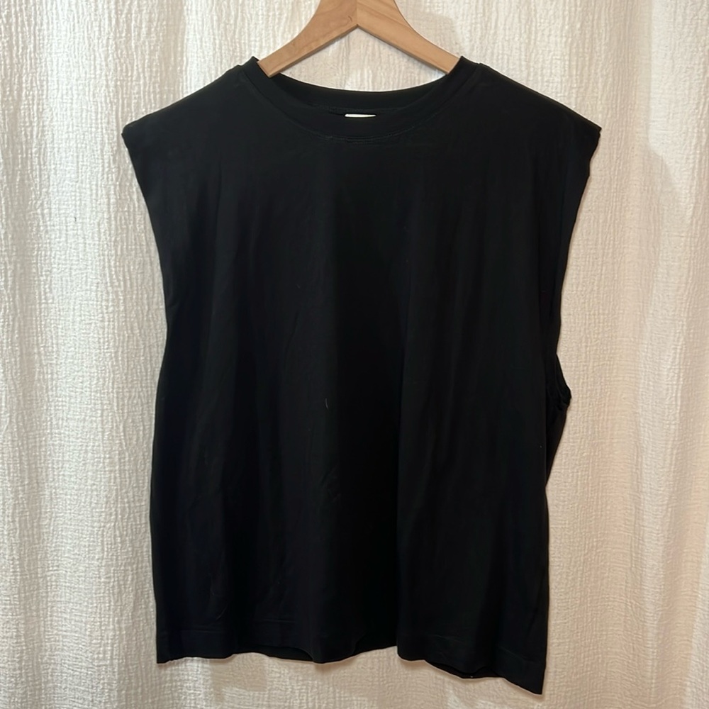 H&M Sleeveless Tee
